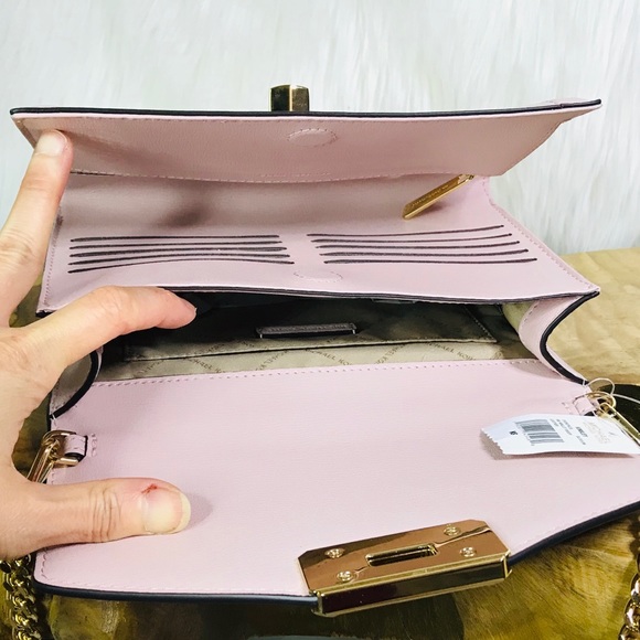 Michael Kors Kinsley Medium Wallet Crossbody Bag - Picture 5 of 8